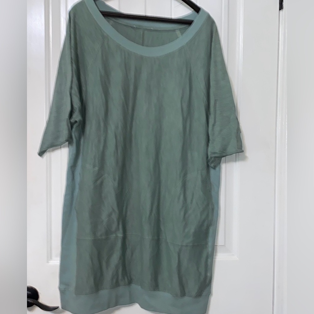 Green Short Sleeve Top by Umgee